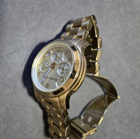 Michael Kors chronograph gol-tone watch main image 4